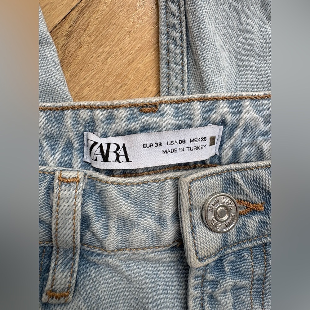 Zara Light Blue Distressed Hem Jeans - Picture 3 of 6
